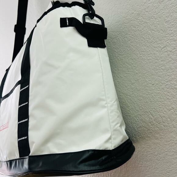 White UC Health Insulated Soft Cooler Tote Shoulder Bag Large - Picture 4 of 9